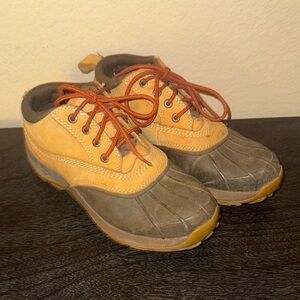 L.L. Bean Women’s‎ Bean Boots Size 9